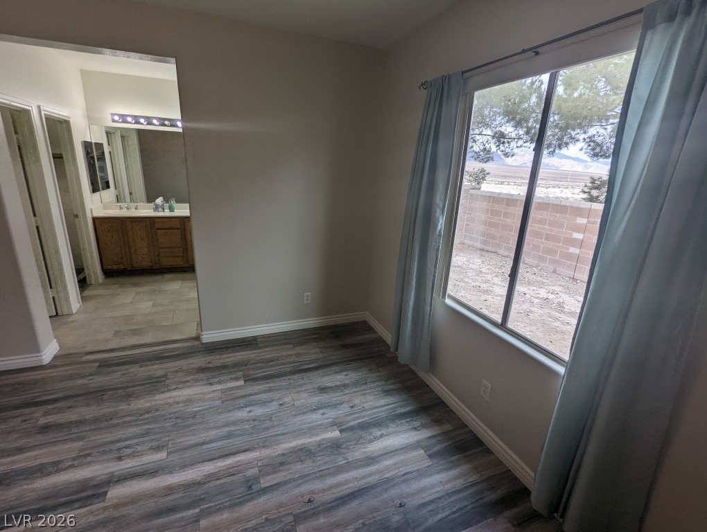 8148 Slate Falls Street Property Photo 12