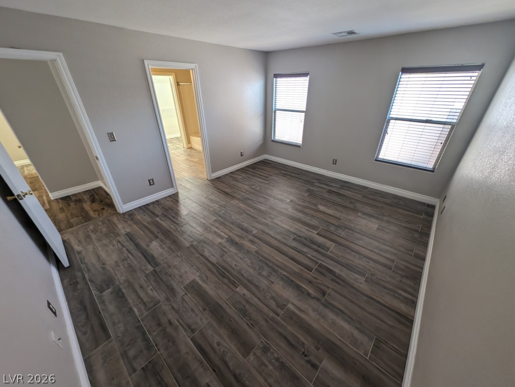 4917 Hostetler Avenue Property Photo 10