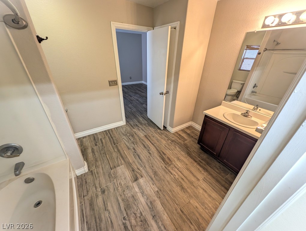 4917 Hostetler Avenue Property Photo 13