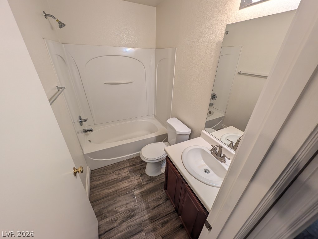 4917 Hostetler Avenue Property Photo 19