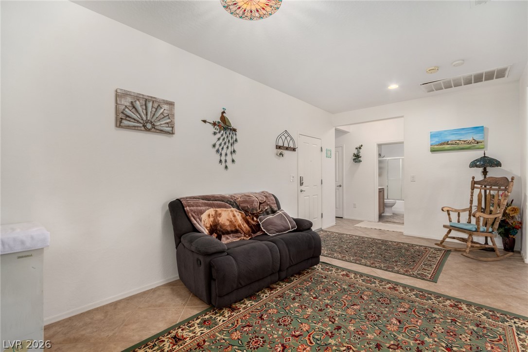 7927 Crested Starling Court Property Photo 10