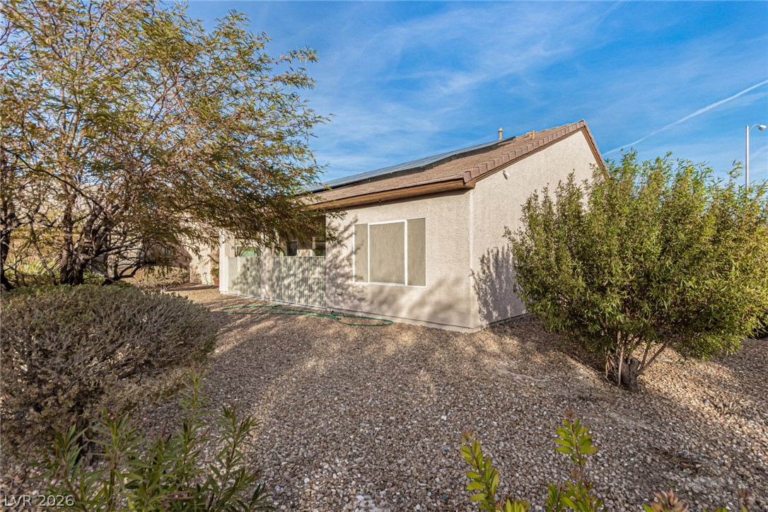 7927 Crested Starling Court Property Photo 35