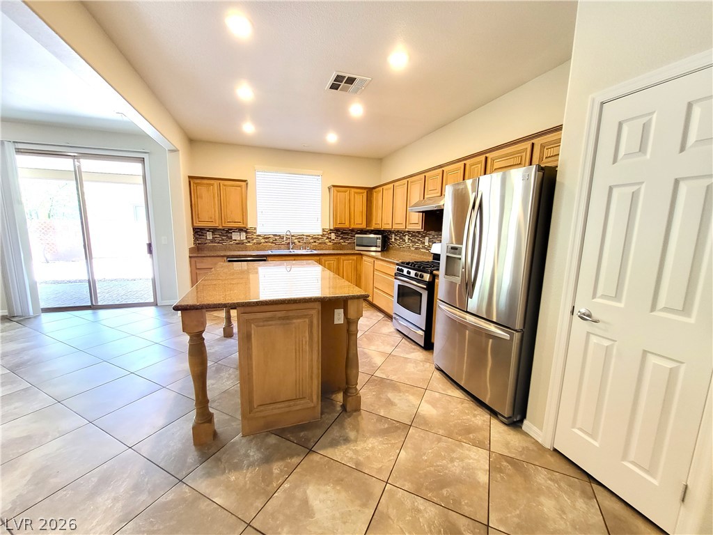 1053 Via Canale Drive Property Photo 9