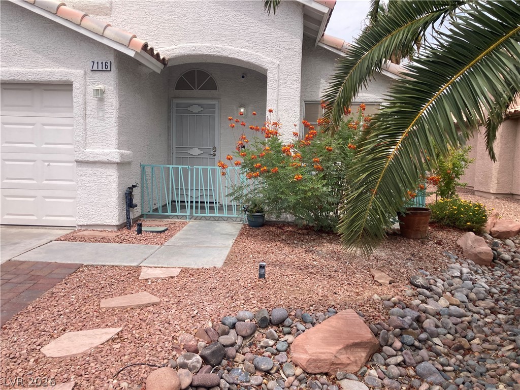 7116 Golden Desert Avenue Property Photo 4