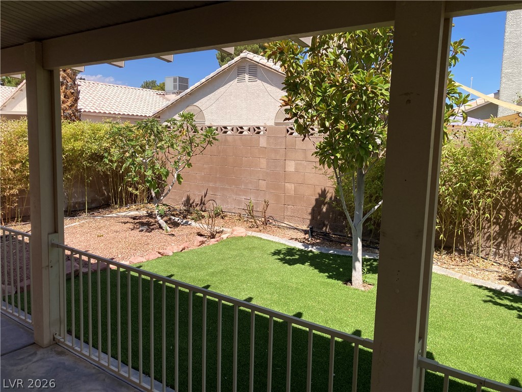 7116 Golden Desert Avenue Property Photo 28