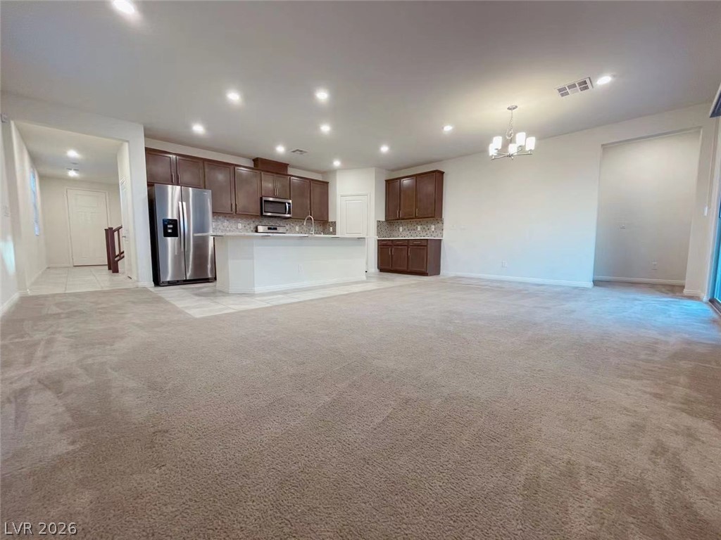 852 Riverlawn Place Property Photo 3