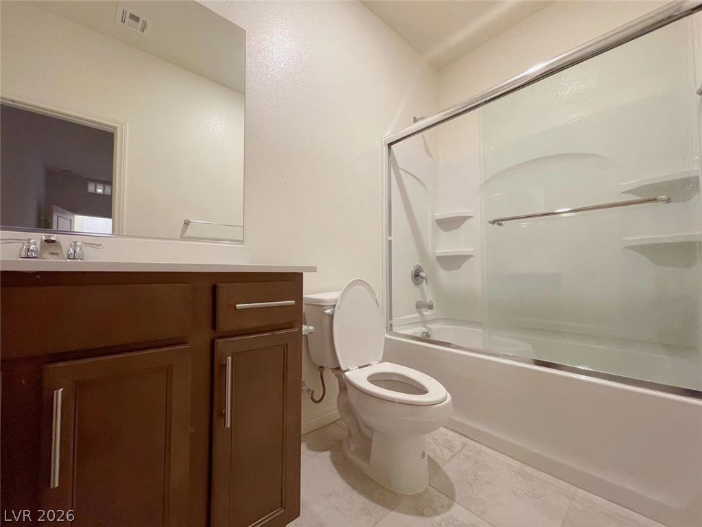 852 Riverlawn Place Property Photo 7