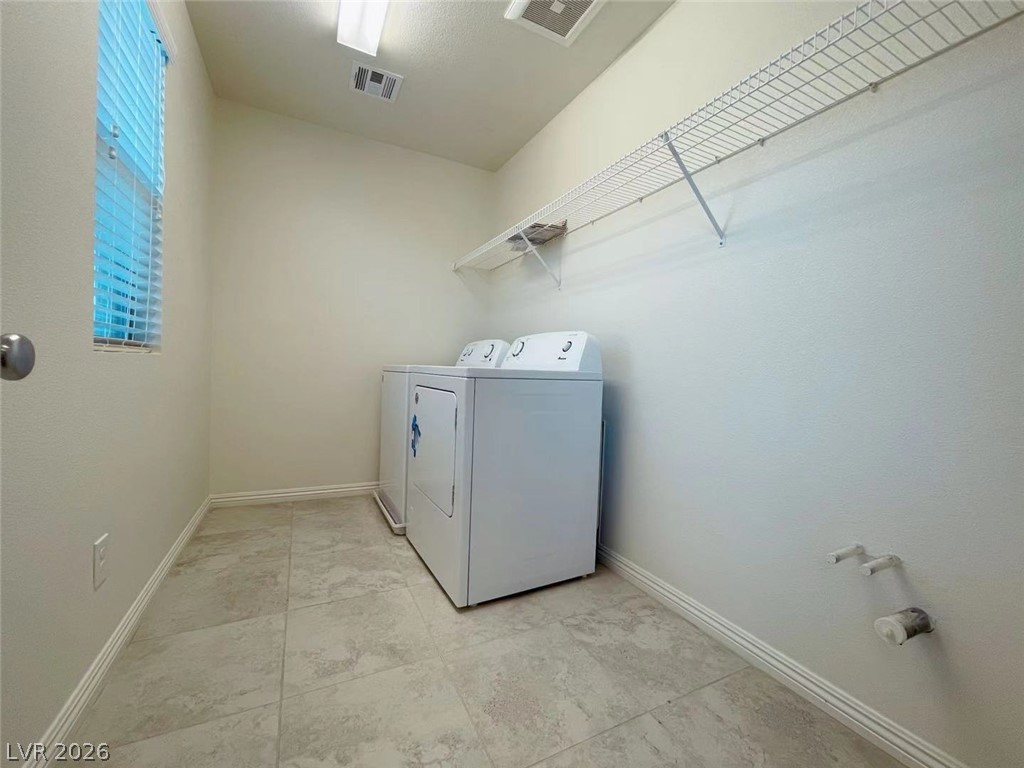 852 Riverlawn Place Property Photo 10