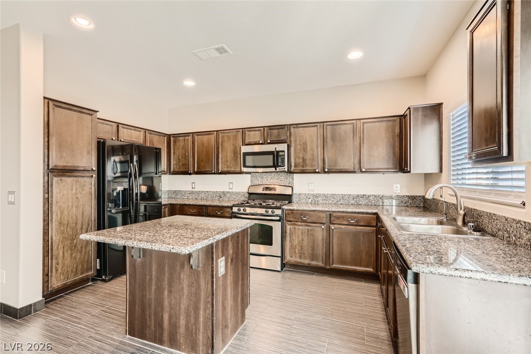 10601 Derby Peak Lane Property Photo 6