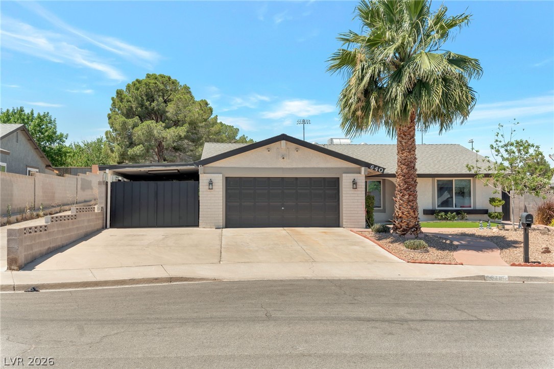 640 Summerland Drive Property Photo 1