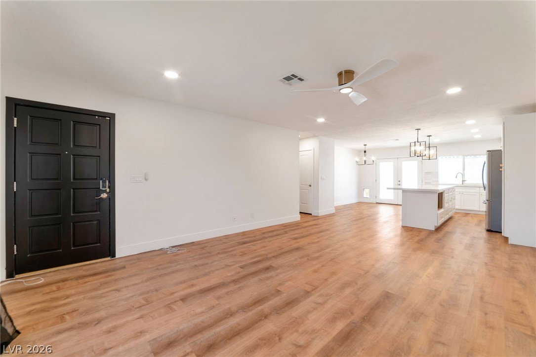 640 Summerland Drive Property Photo 4