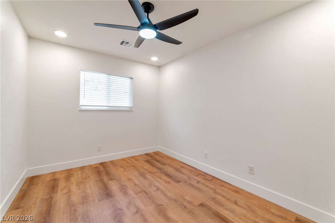 640 Summerland Drive Property Photo 14