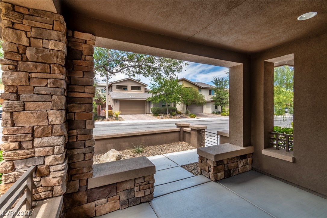 10561 Tranquil Glade Lane Property Photo 4