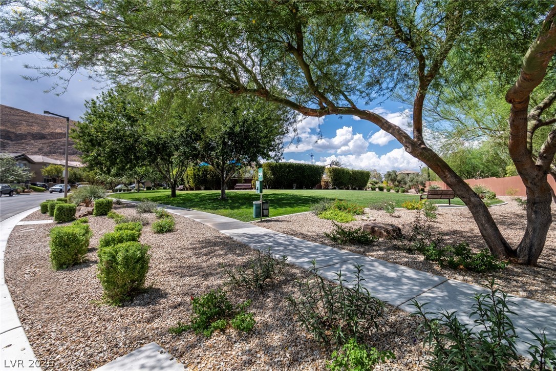 10561 Tranquil Glade Lane Property Photo 21