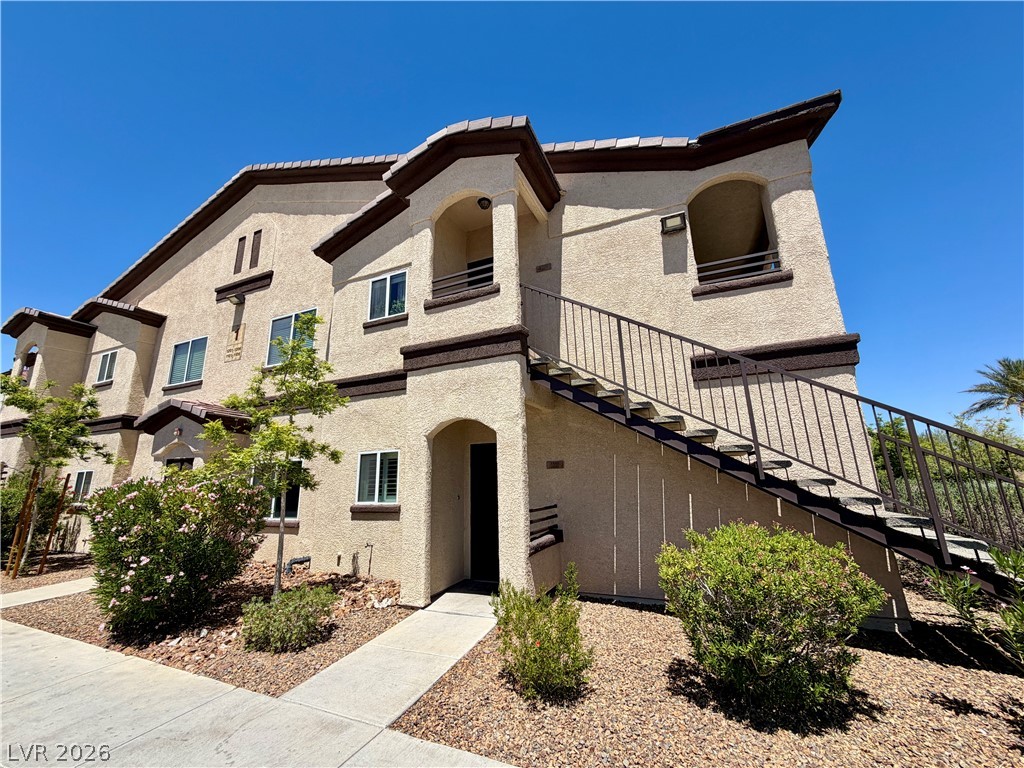 2291 West Horizon Ridge Parkway 1101 Property Photo 1