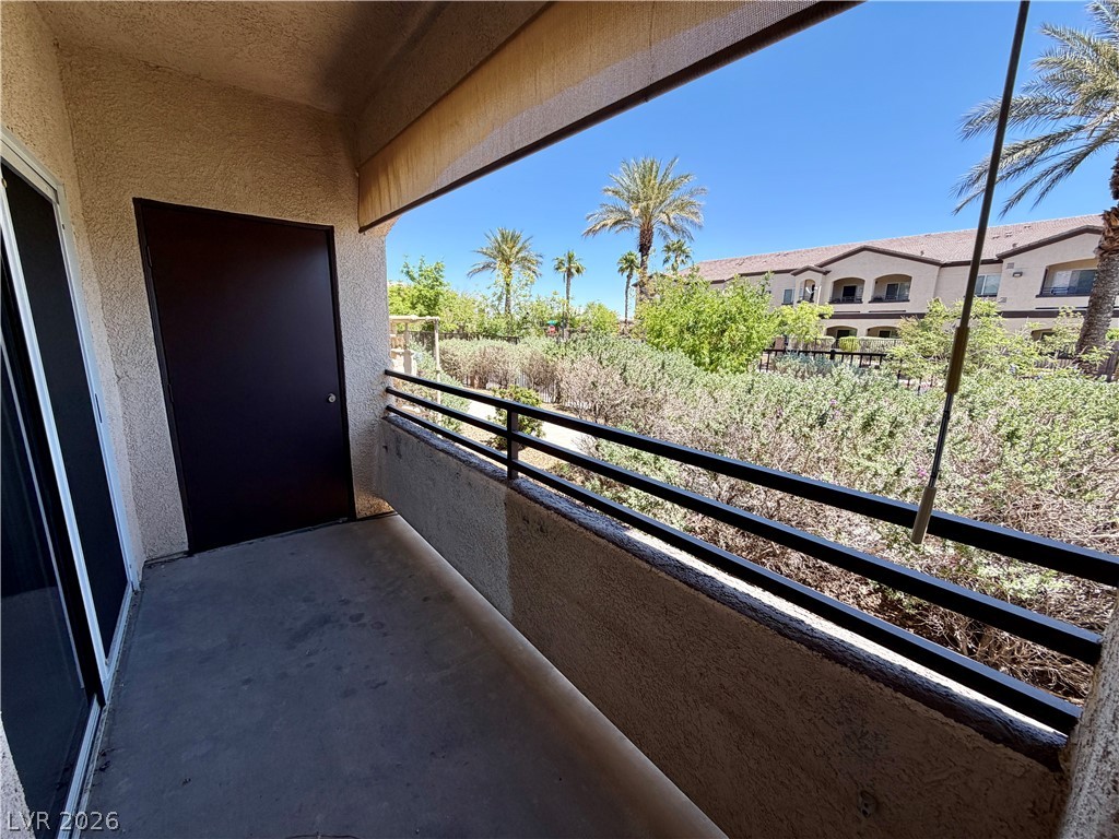 2291 West Horizon Ridge Parkway 1101 Property Photo 15