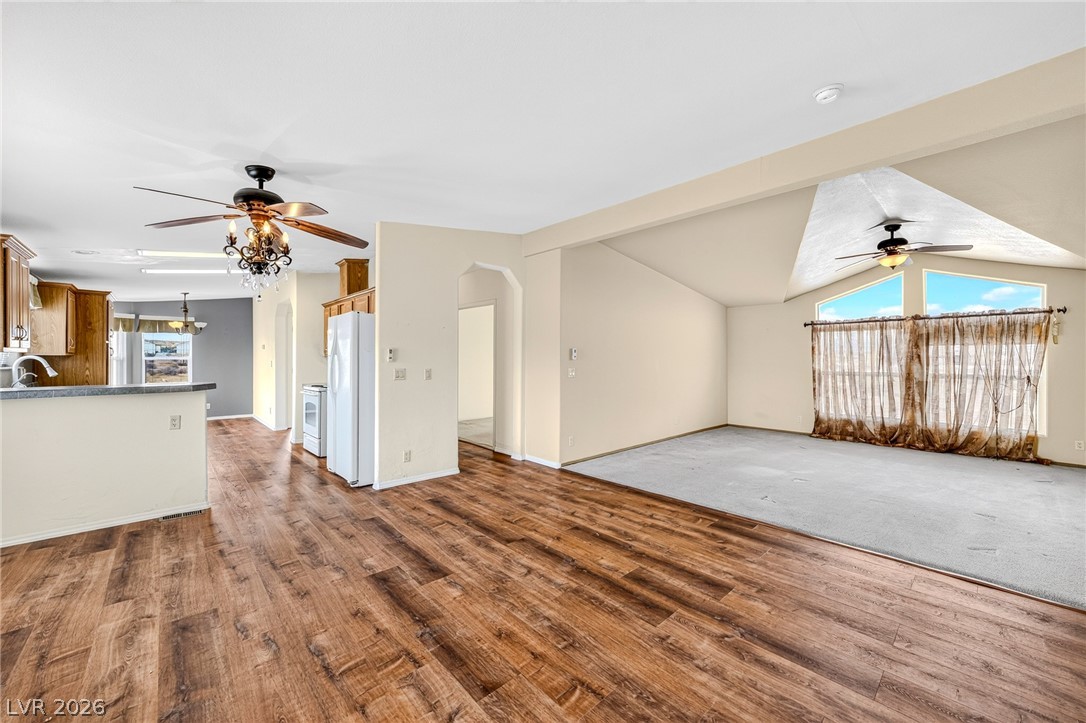 9121 Church Street Property Photo 5