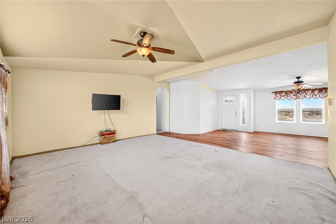 9121 Church Street Property Photo 12