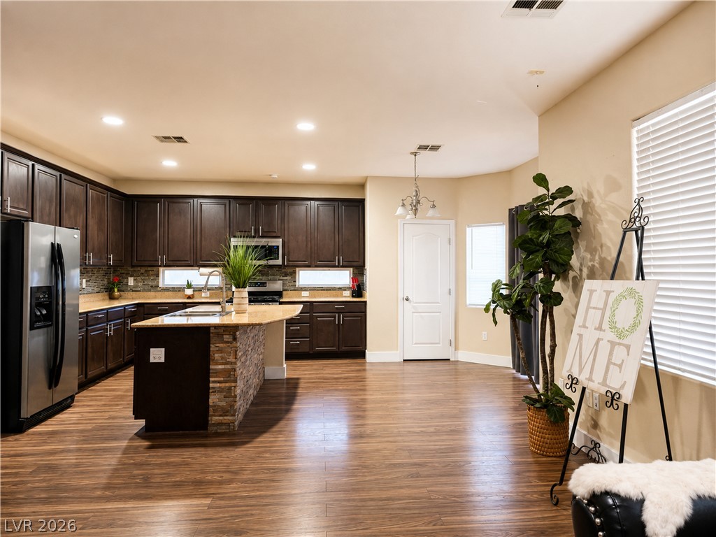 3922 Royal Stone Court Property Photo 15