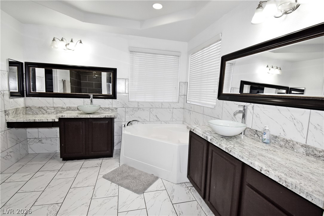 3922 Royal Stone Court Property Photo 47