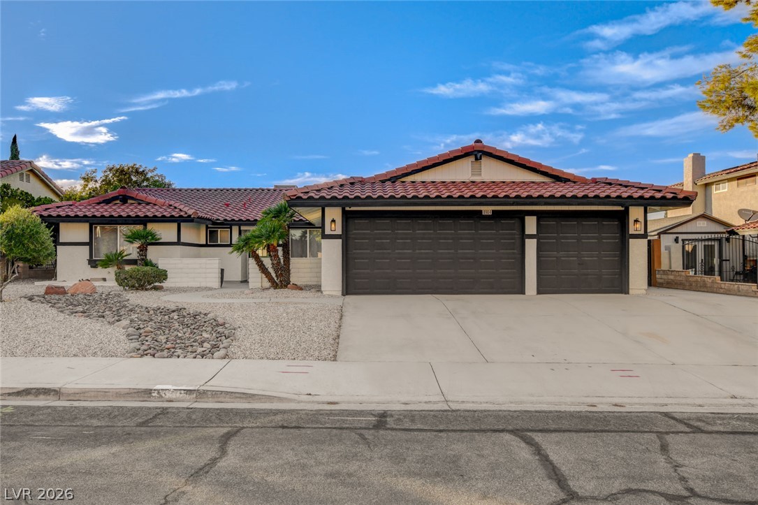 8904 Pesaro Drive Property Photo 1