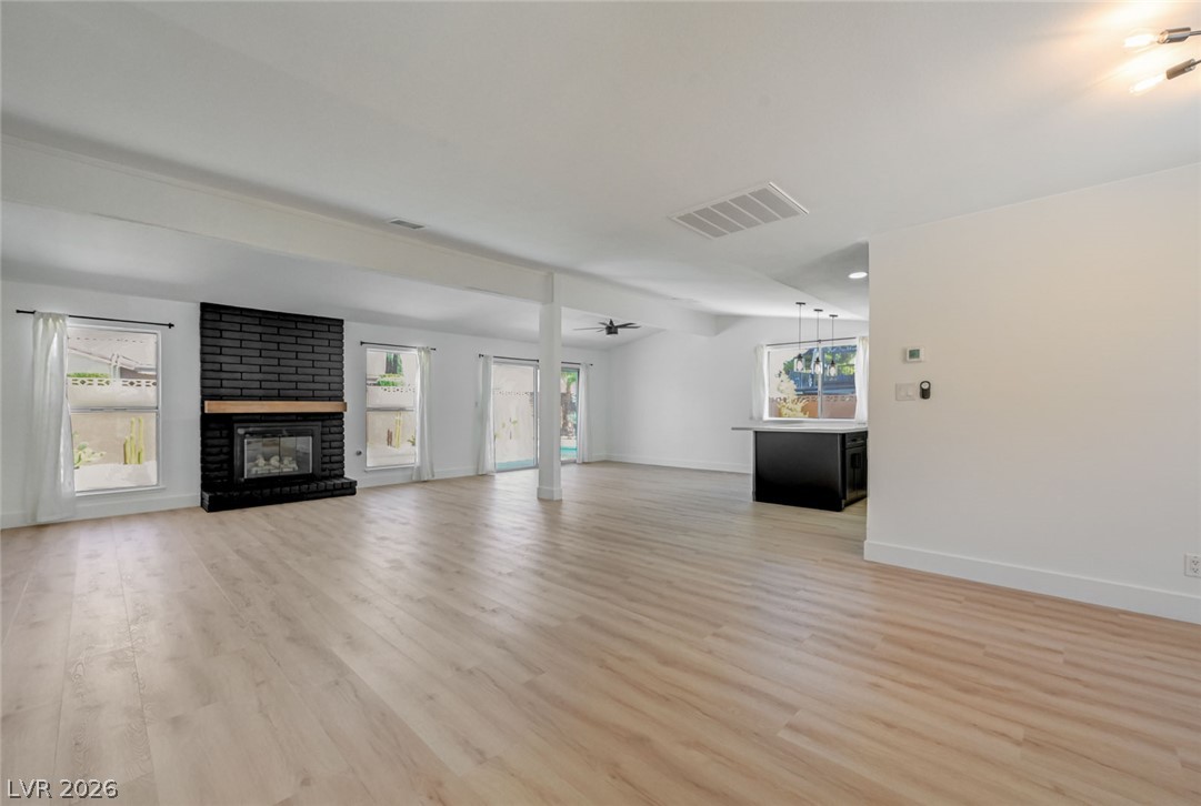 8904 Pesaro Drive Property Photo 9