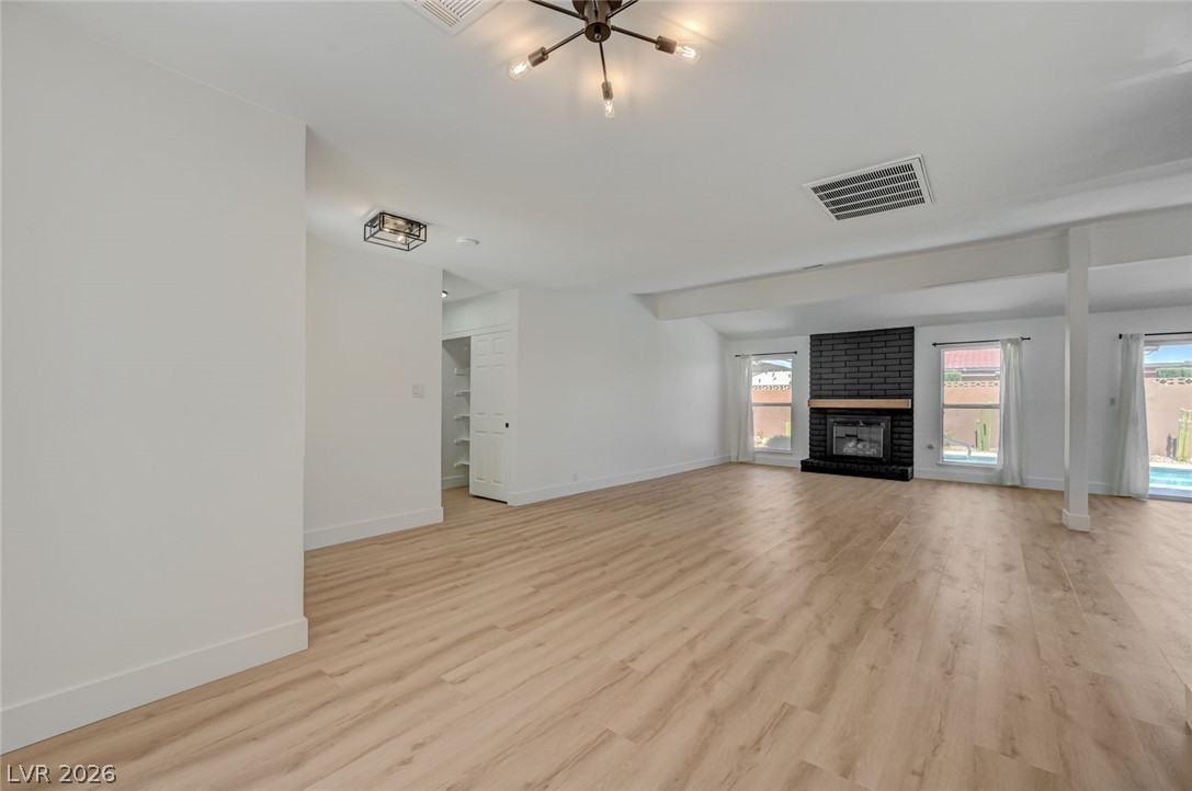 8904 Pesaro Drive Property Photo 10