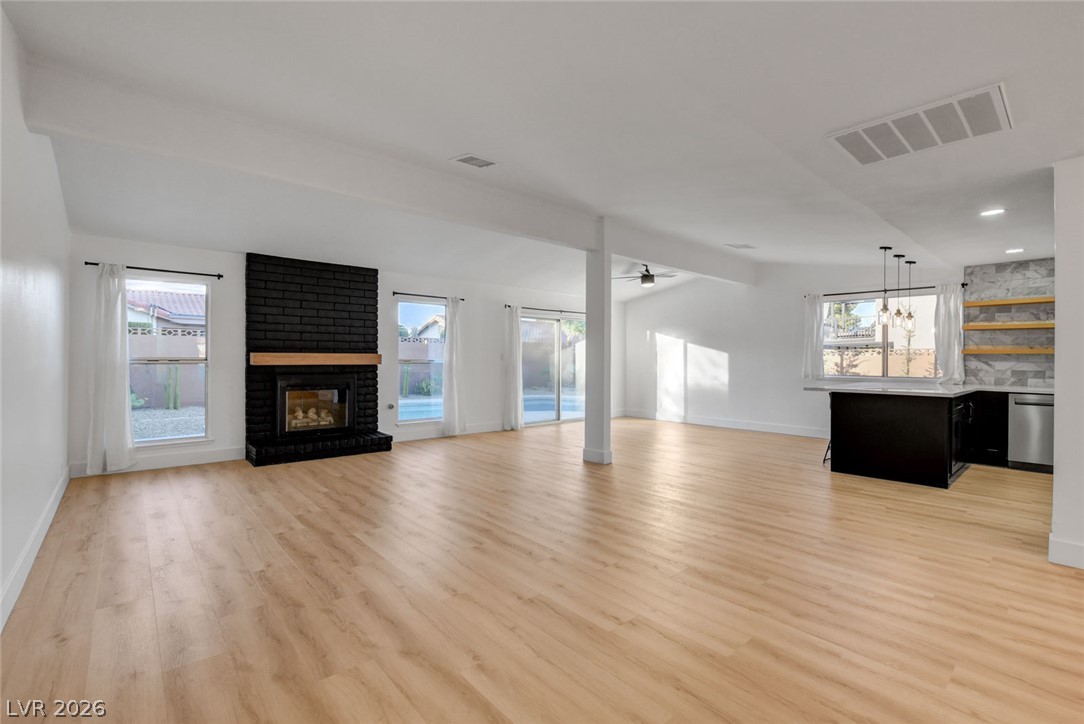 8904 Pesaro Drive Property Photo 12