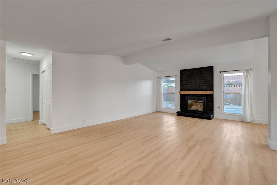 8904 Pesaro Drive Property Photo 13