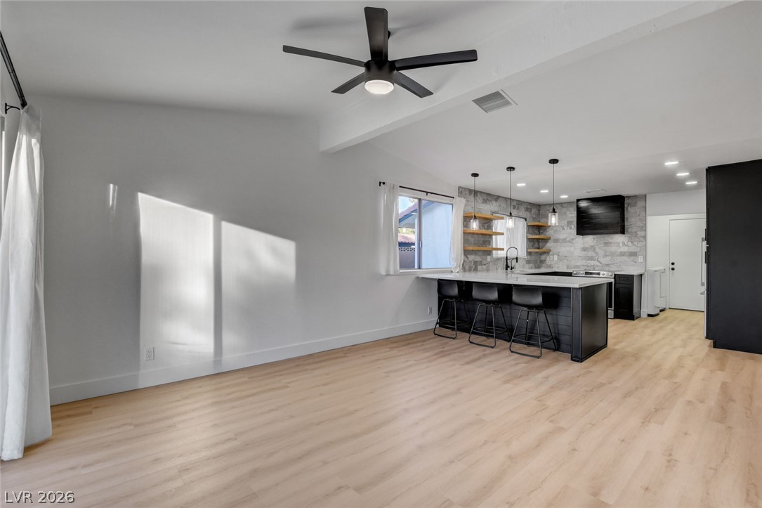 8904 Pesaro Drive Property Photo 16