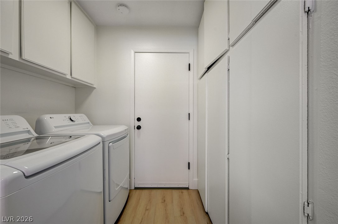 8904 Pesaro Drive Property Photo 23