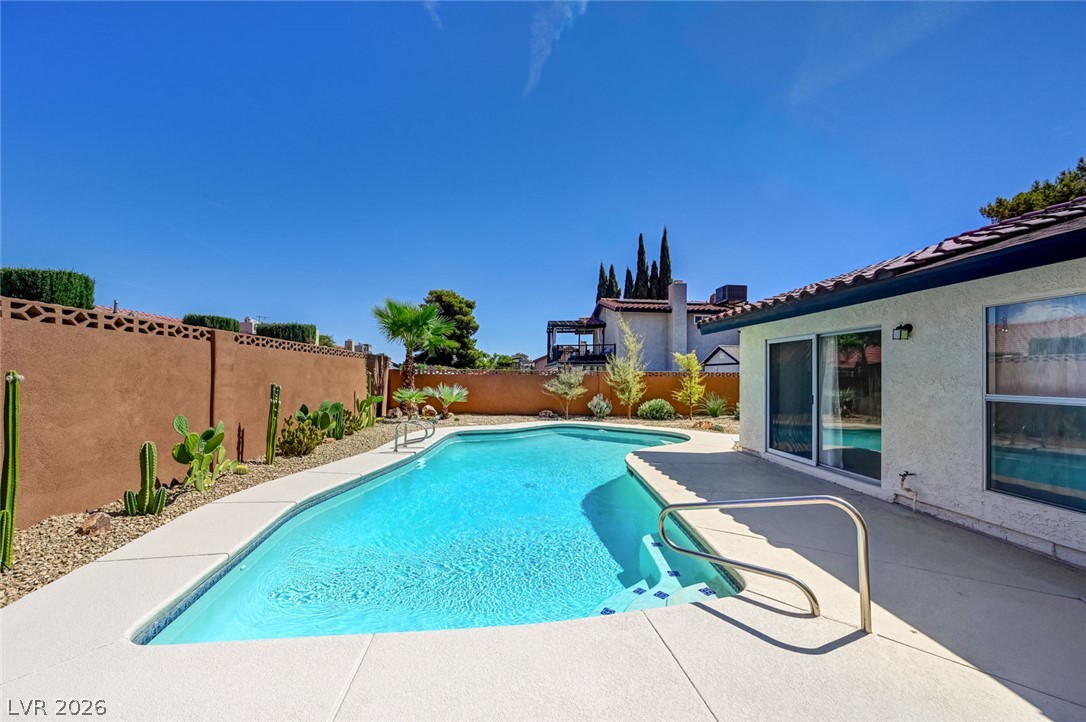 8904 Pesaro Drive Property Photo 41