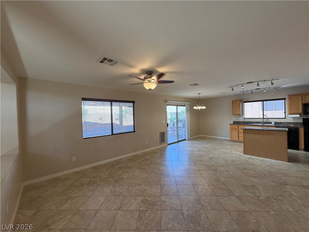 7613 Roop Street Property Photo 6