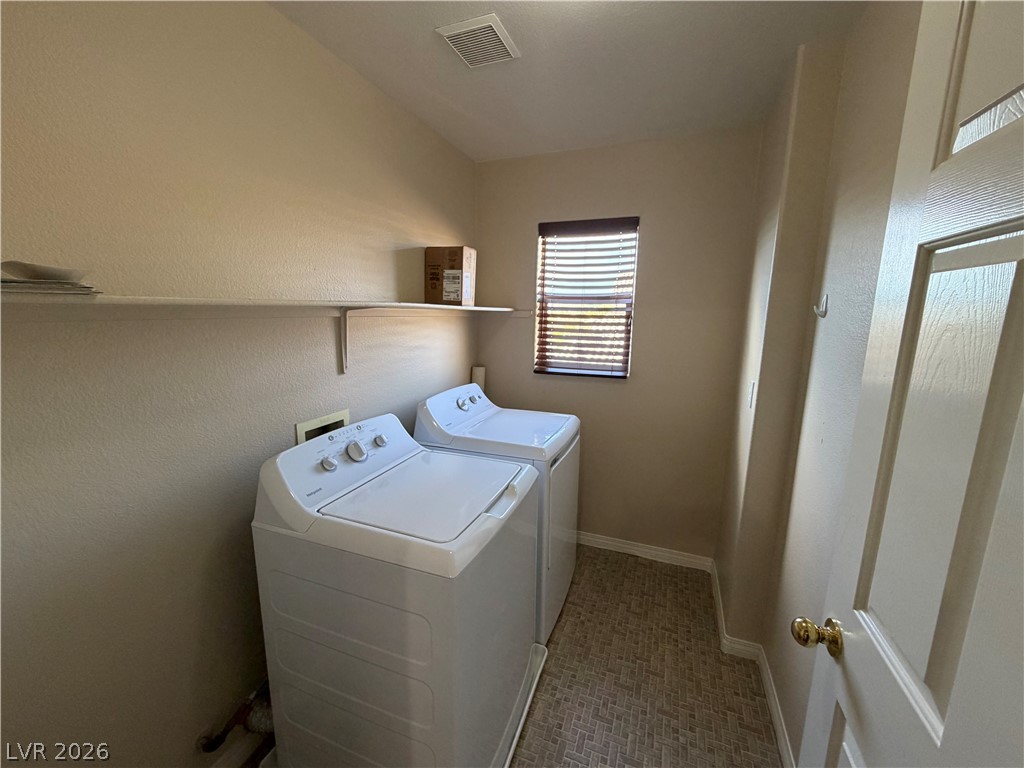 7613 Roop Street Property Photo 23