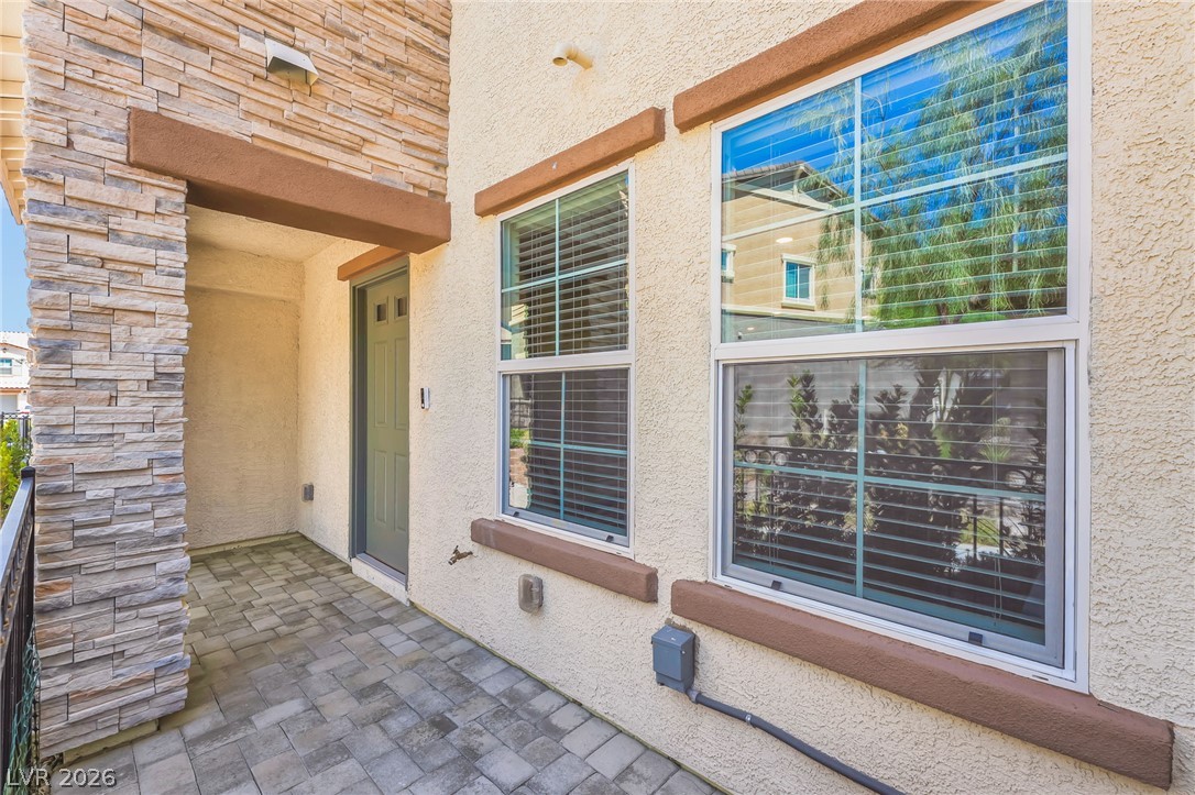 1127 Ruby Sparrow Street Property Photo 3