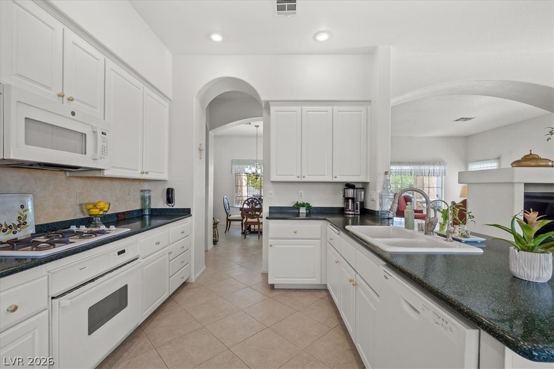 9113 Imperial Castle Court Property Photo 15