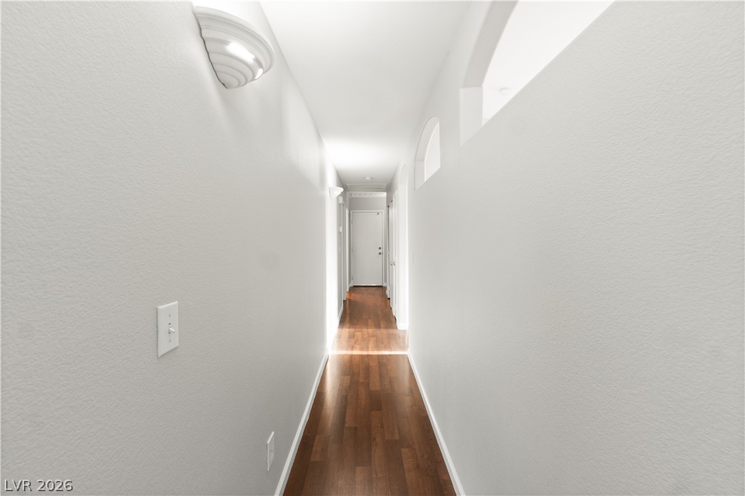 1070 Ashwood Bay Avenue Property Photo 7