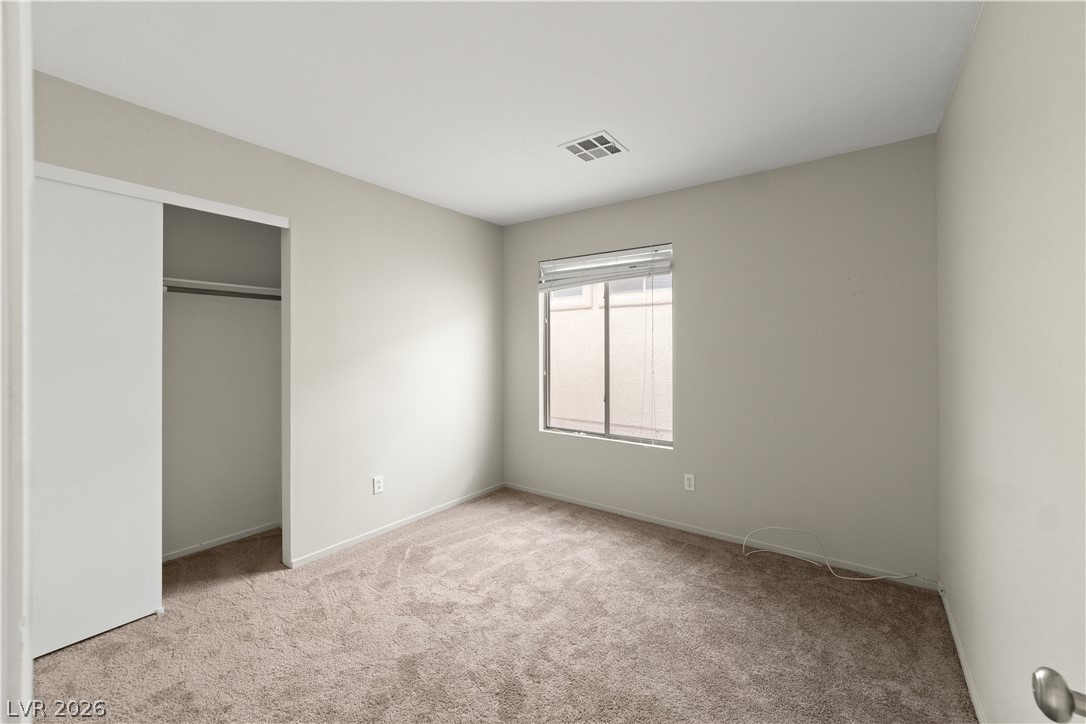 1070 Ashwood Bay Avenue Property Photo 10