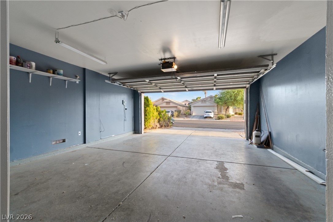 1070 Ashwood Bay Avenue Property Photo 14