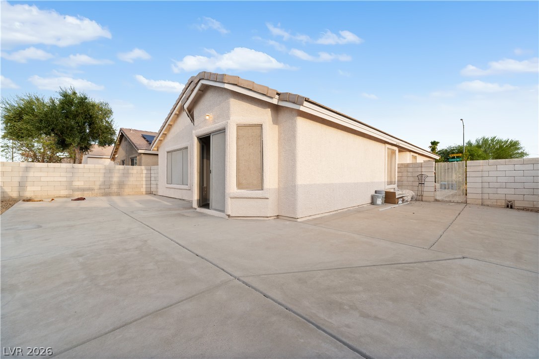 1070 Ashwood Bay Avenue Property Photo 15
