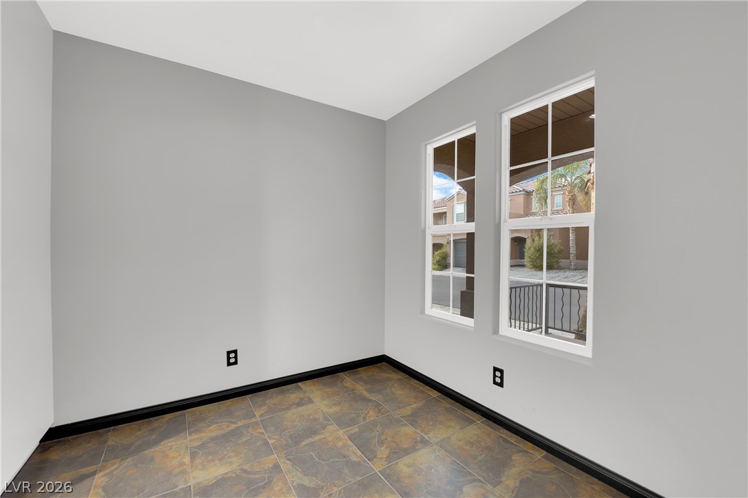 9074 Hombard Avenue Property Photo 5