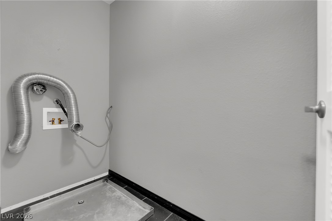9074 Hombard Avenue Property Photo 16