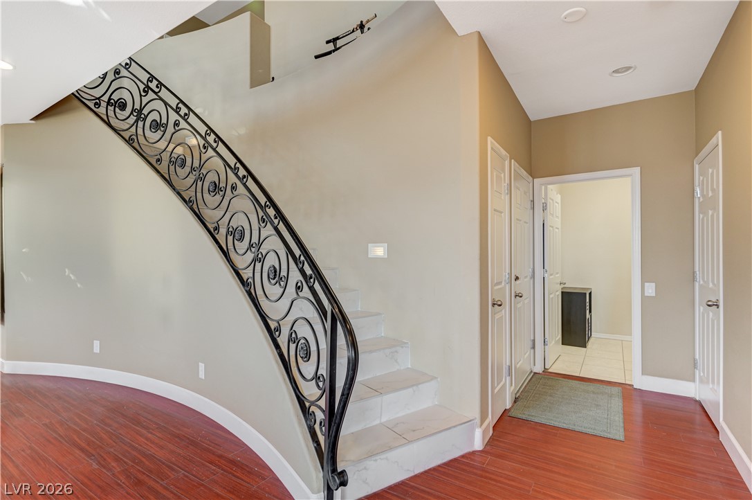 2943 Ainslie Lake Avenue Property Photo 21