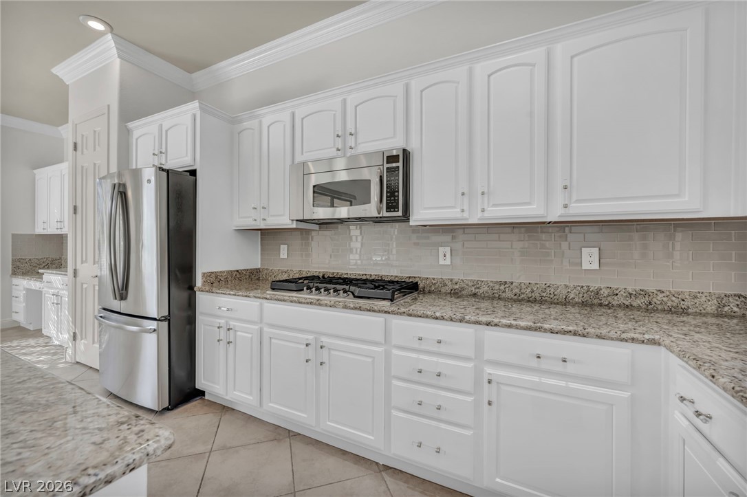 37 Stonemark Drive Property Photo 5
