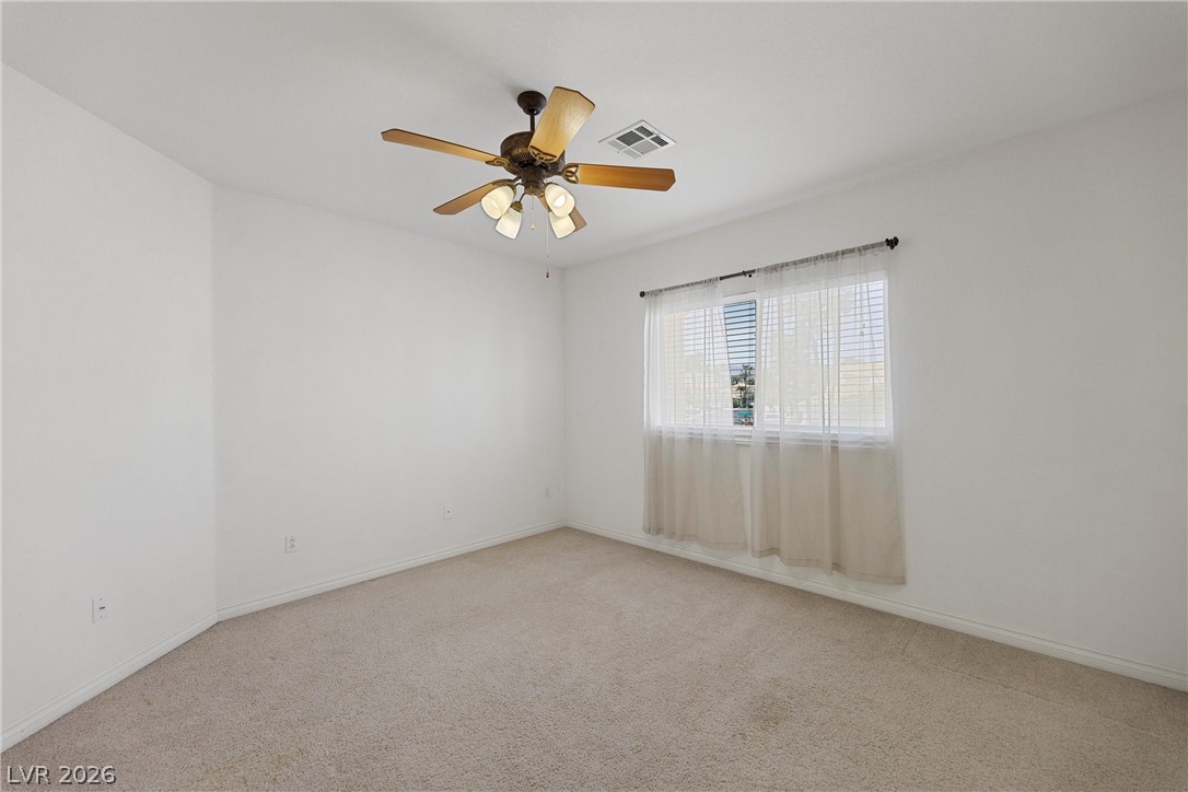 8133 Horizon Lake Drive Property Photo 4