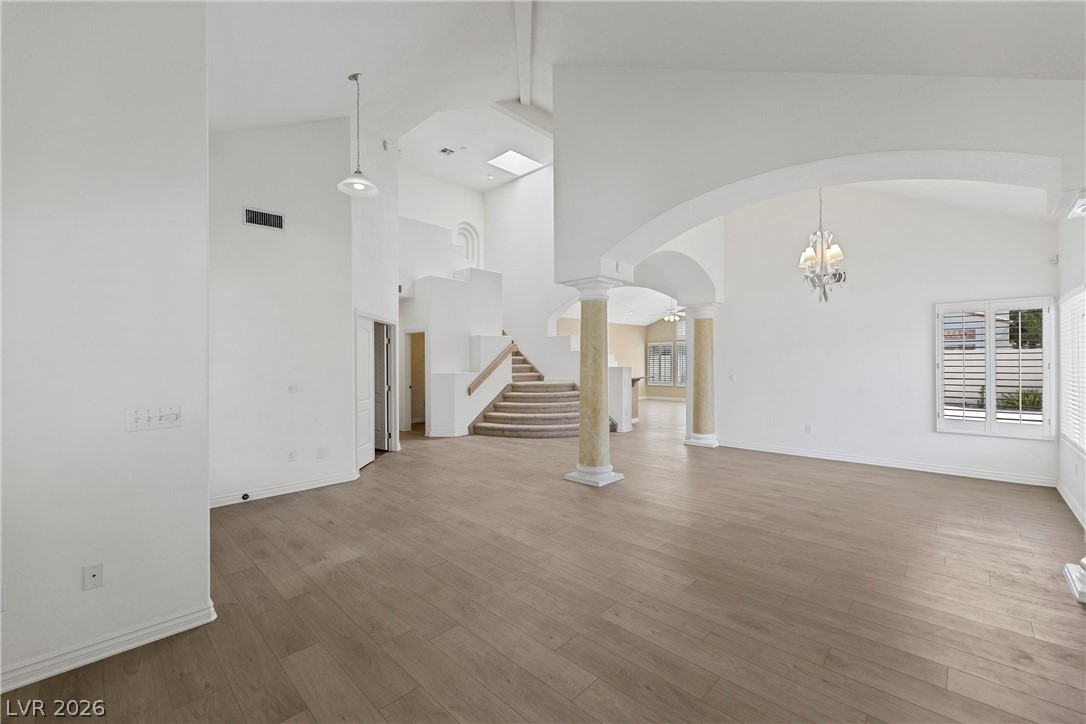 8133 Horizon Lake Drive Property Photo 17