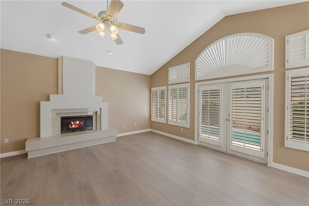 8133 Horizon Lake Drive Property Photo 27