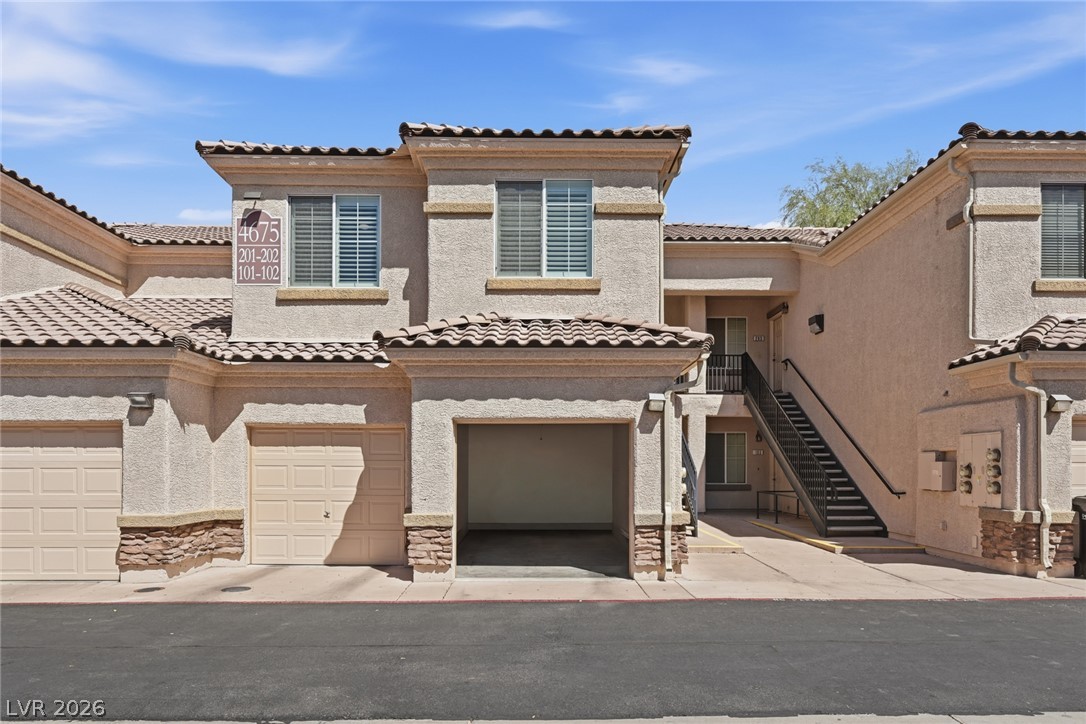 4675 Basilicata Lane 202 Property Photo 2