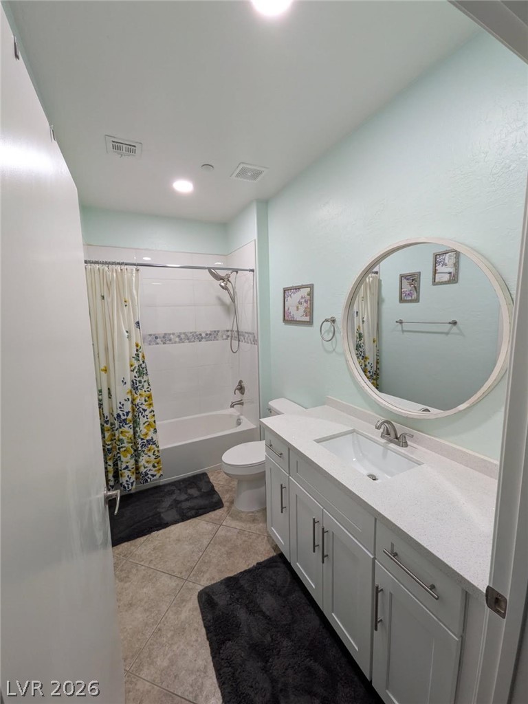 4675 Basilicata Lane 202 Property Photo 5
