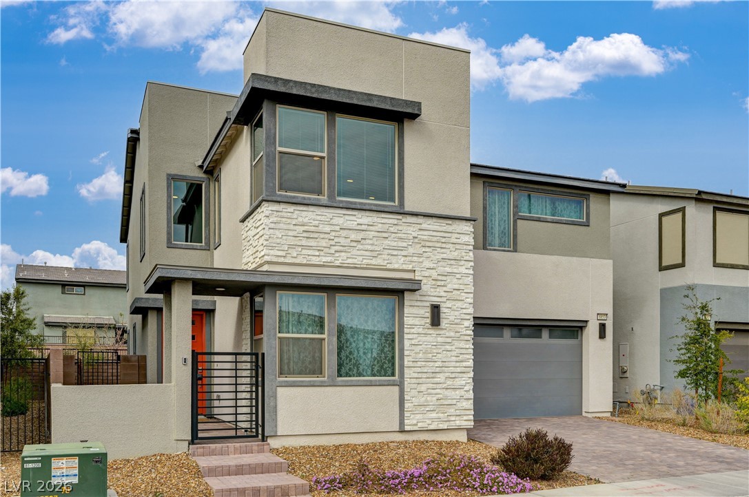 6853 Desert Finch Street Property Photo 5